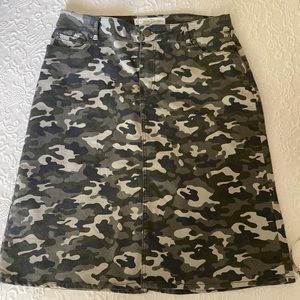 Women’s Midi A-Line Camo Skirt